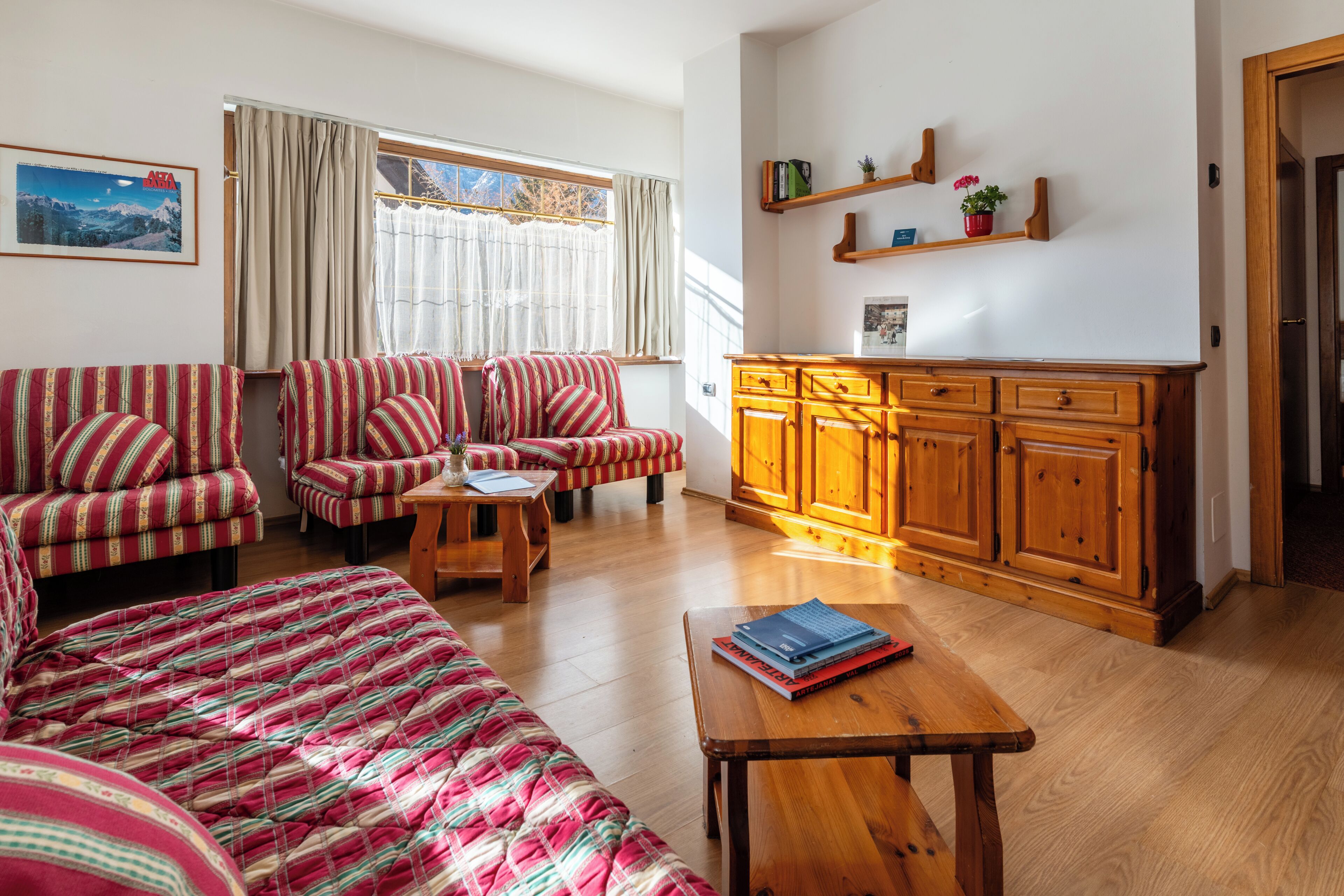 Bureau, Wi-Fi gratuit, draps fournis