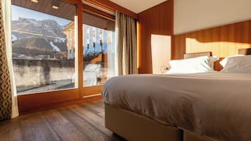 Classic-Doppel- oder -Zweibettzimmer | Minibar, Zimmersafe, Schreibtisch, Verdunkelungsvorhänge