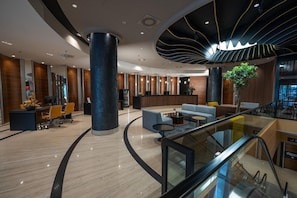 Lobby - Doubletree by Hilton Ljubljana (Ljubljana)