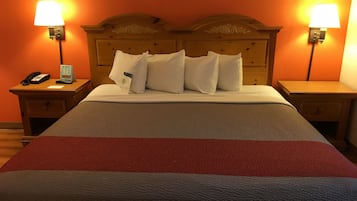 Meja kerja, Wi-Fi gratis, dan seprai linen