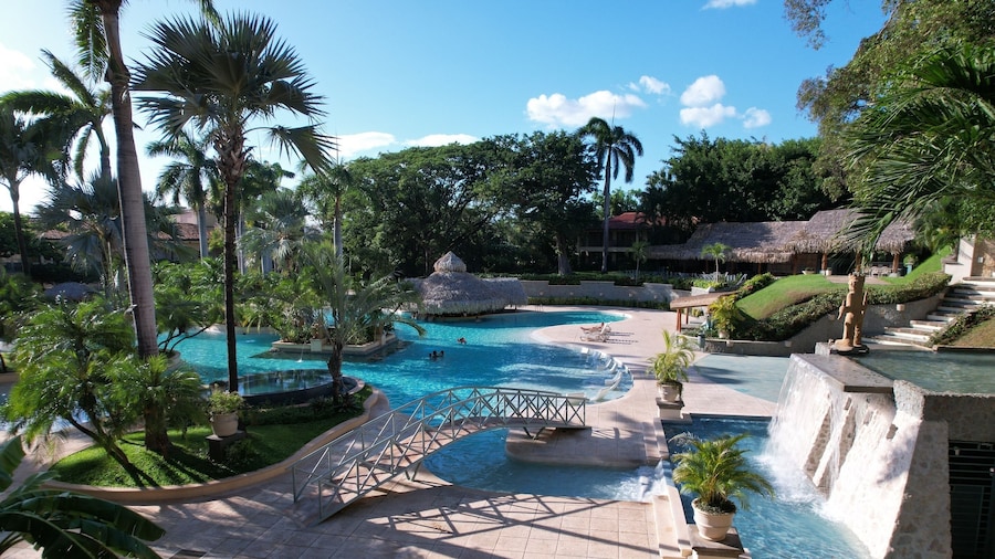 Hotel Tamarindo Diria Beach Resort