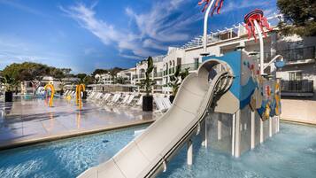 Indoor pool, 4 outdoor pools, sun loungers