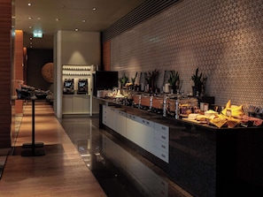 Daily buffet breakfast (EUR 15 per person)