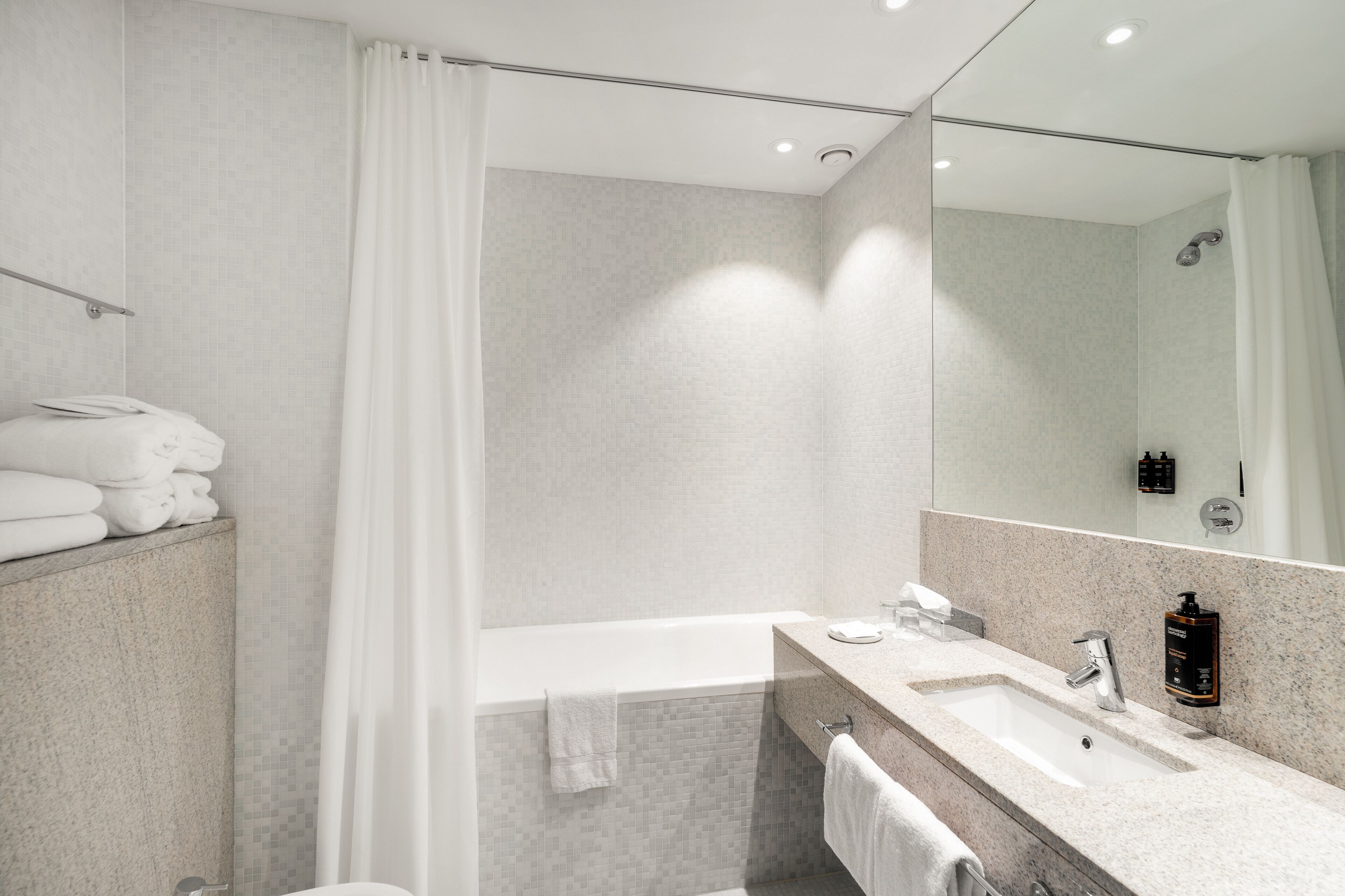 superior room, 2 single beds | bathroom | eco-friendly toiletries, hair dryer, towels, soap