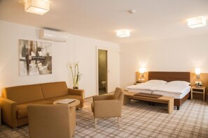 Minibar, in-room safe, desk, blackout drapes