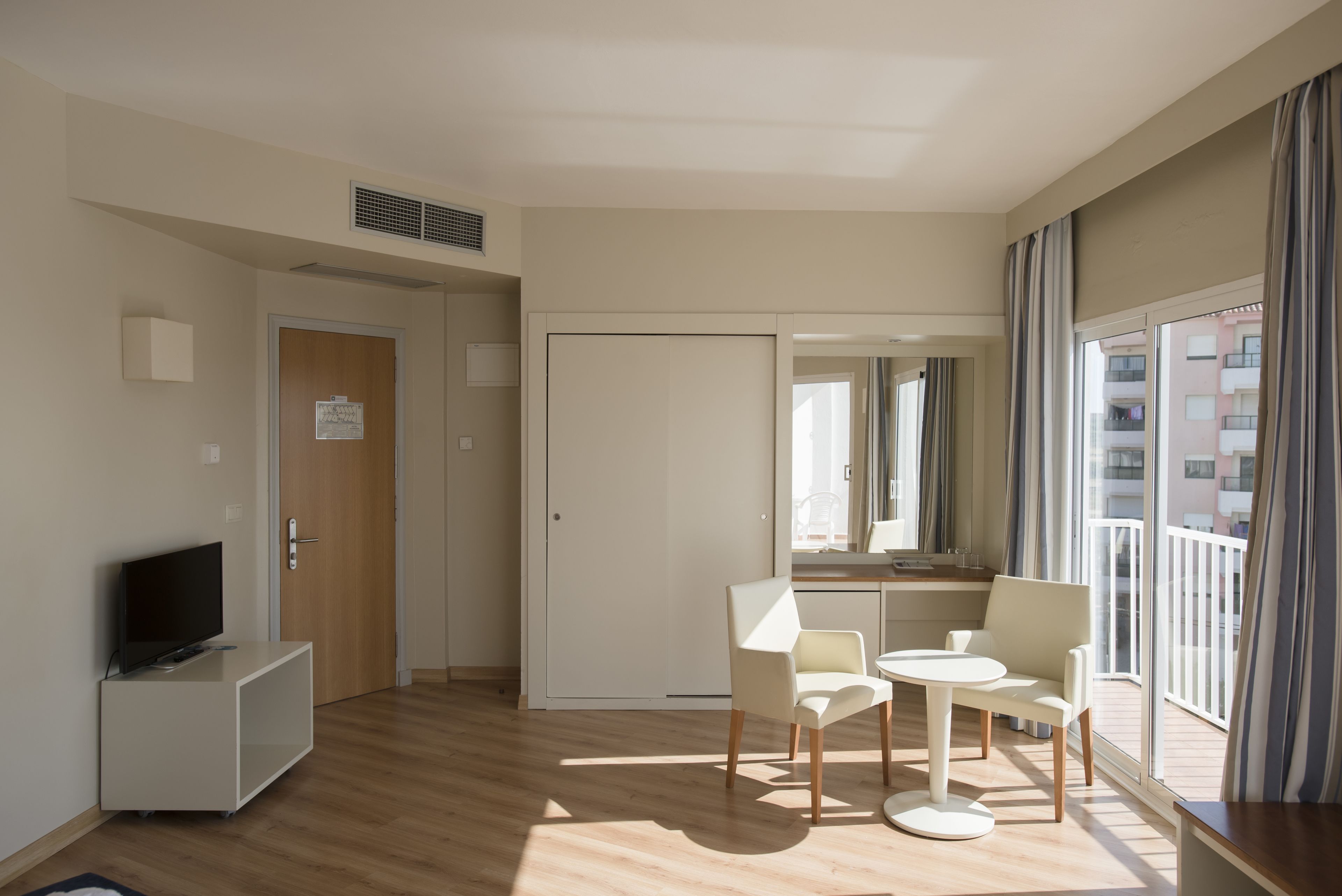 Photo - Seth Agamenon