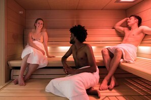 Sauna, 1 treatment room, massages