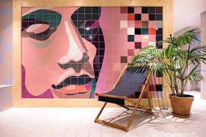 Sauna seca, 1 sala de tratamento, massagens