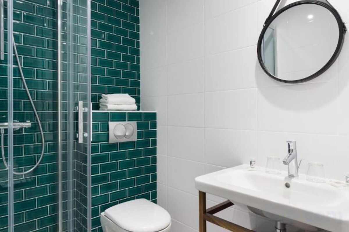 Bathroom | Free toiletries, hair dryer, towels
