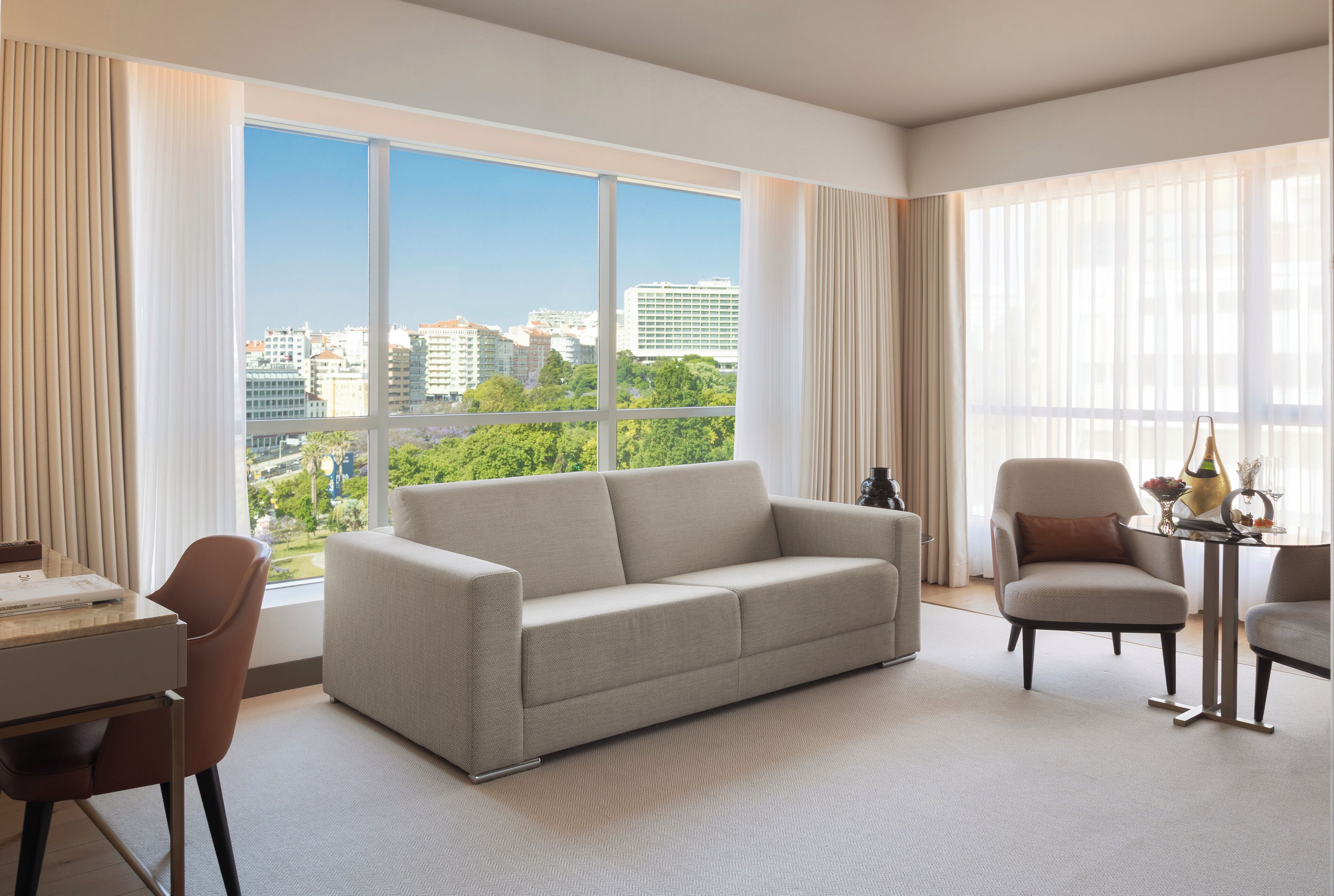 premium suite | 1 bedroom, premium bedding, select comfort beds, in-room safe