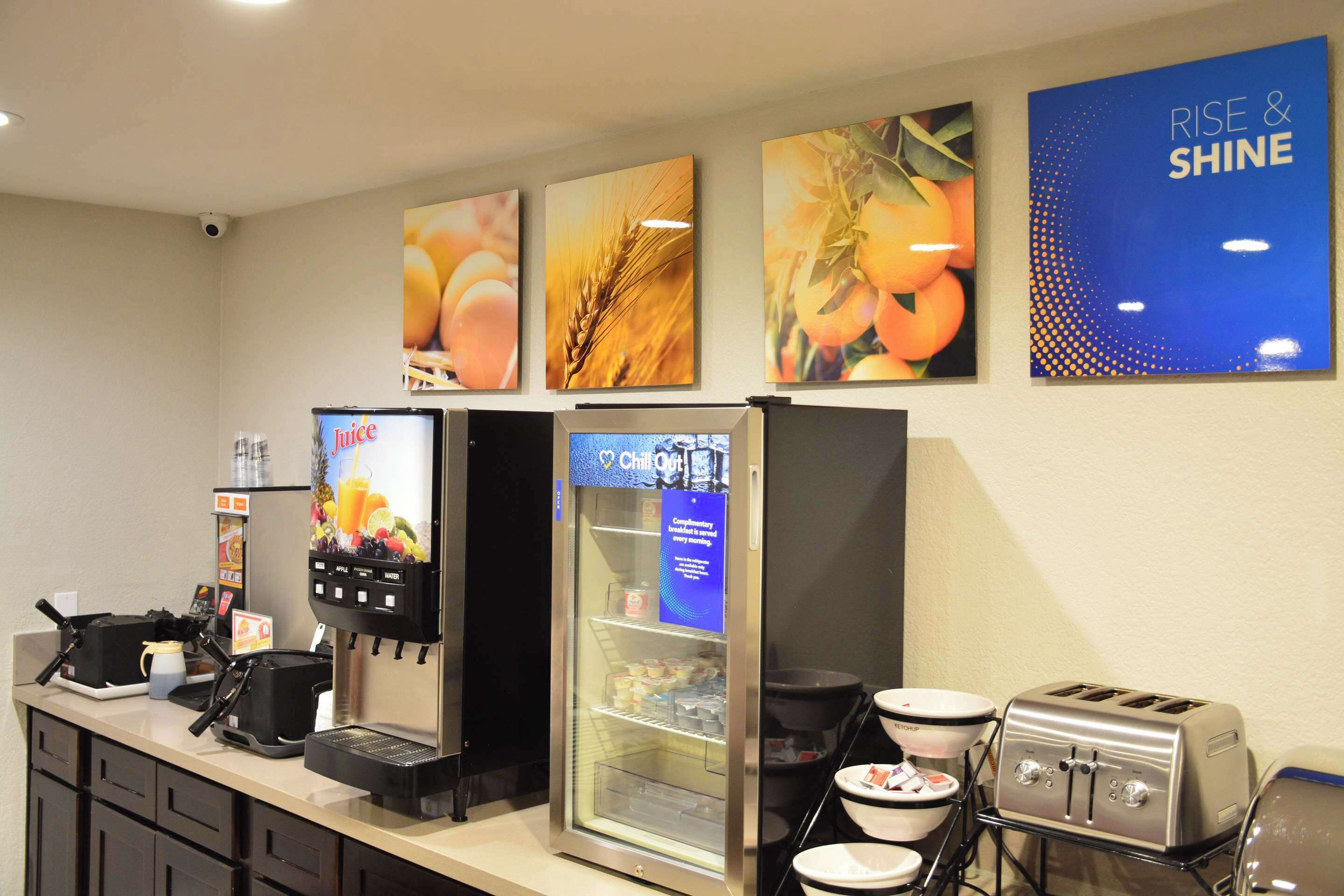 매일 뷔페 무료 아침 식사 포함