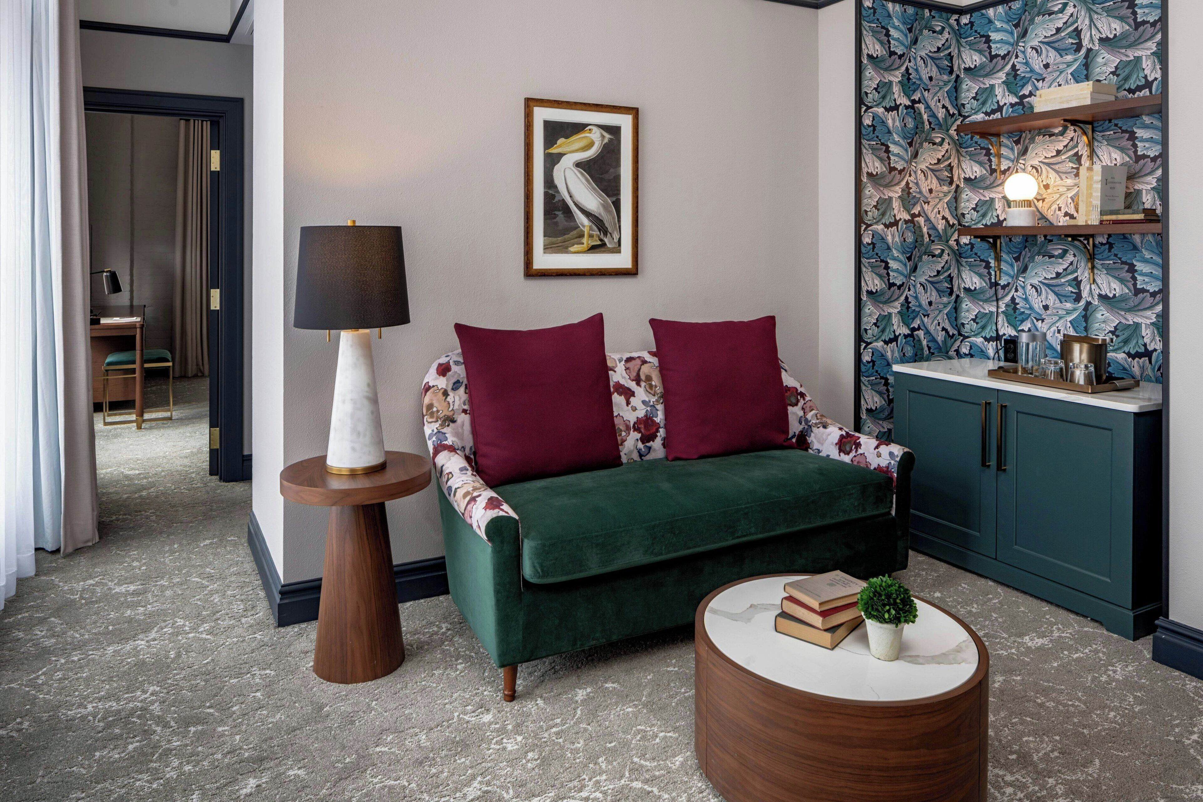 Suite - 1 kingsize-seng med sovesofa - hjørneværelse | Egyptiske bomuldslagner, premium-sengetøj, pengeskab på værelset