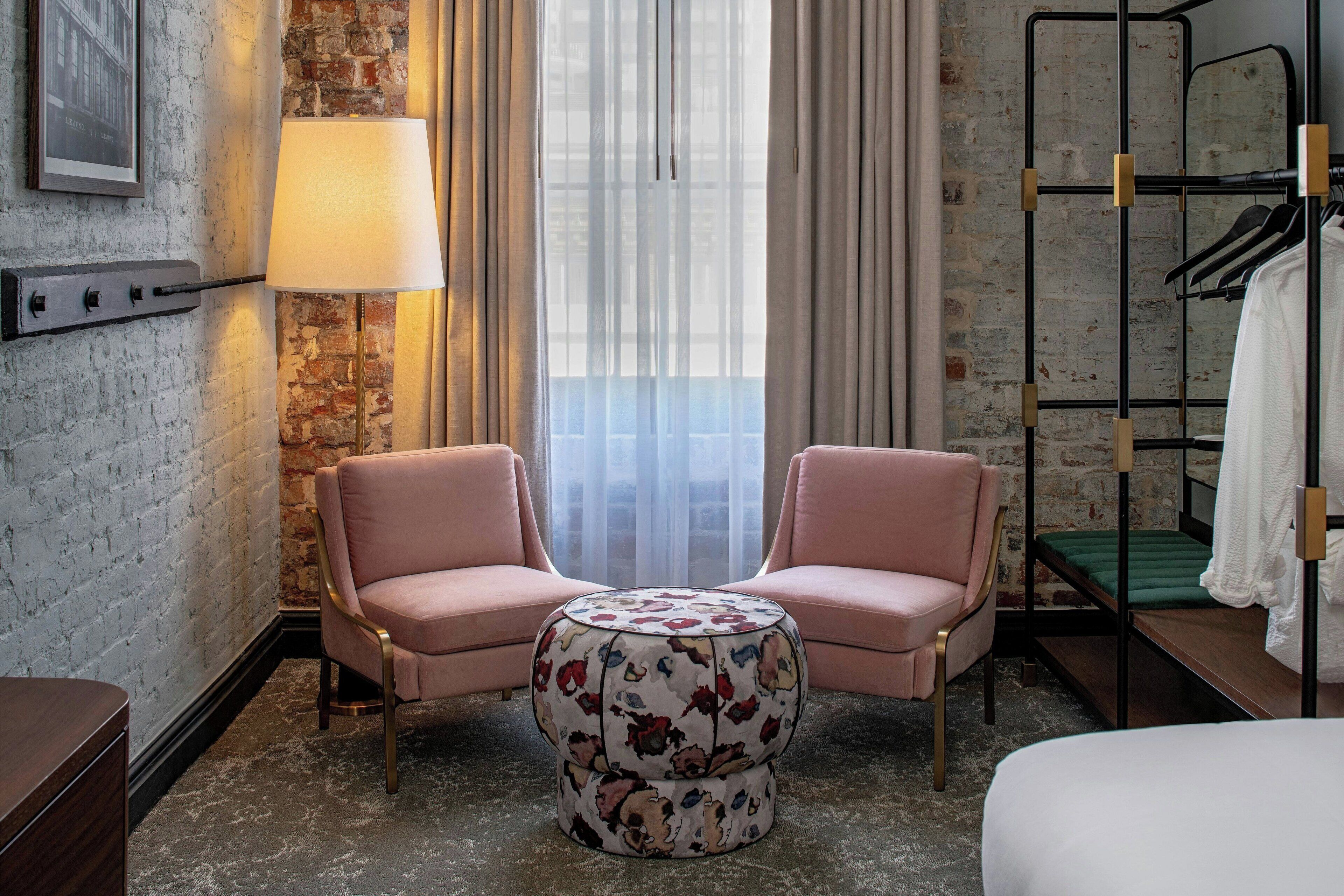 Deluxe-værelse - 1 kingsize-seng | Egyptiske bomuldslagner, premium-sengetøj, pengeskab på værelset