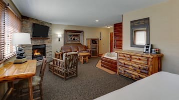 Bureau, fer et planche à repasser, lits pliants/supplémentaires