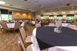 Meeting facility - Carter Caves State Resort Park (Olive Hill)