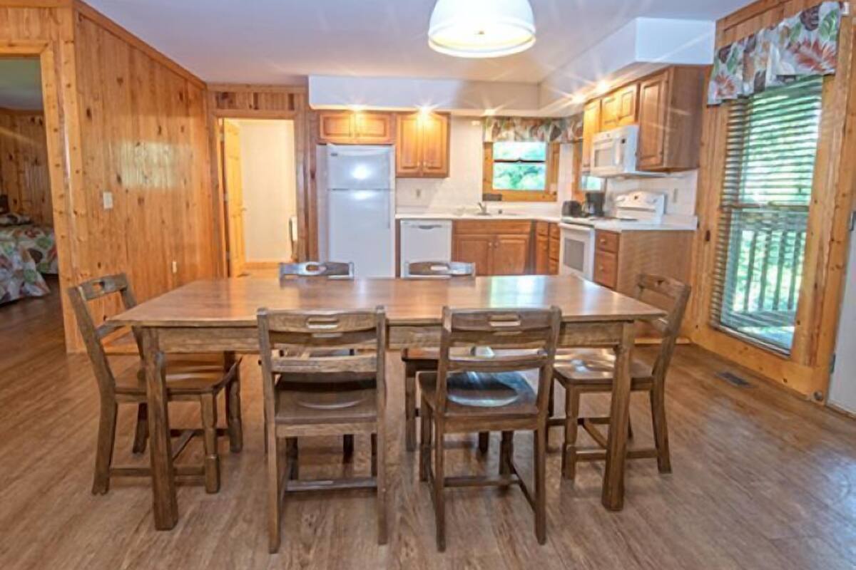 cabin, 2 bedrooms (no pets allowed) | private kitchen | coffee/tea maker