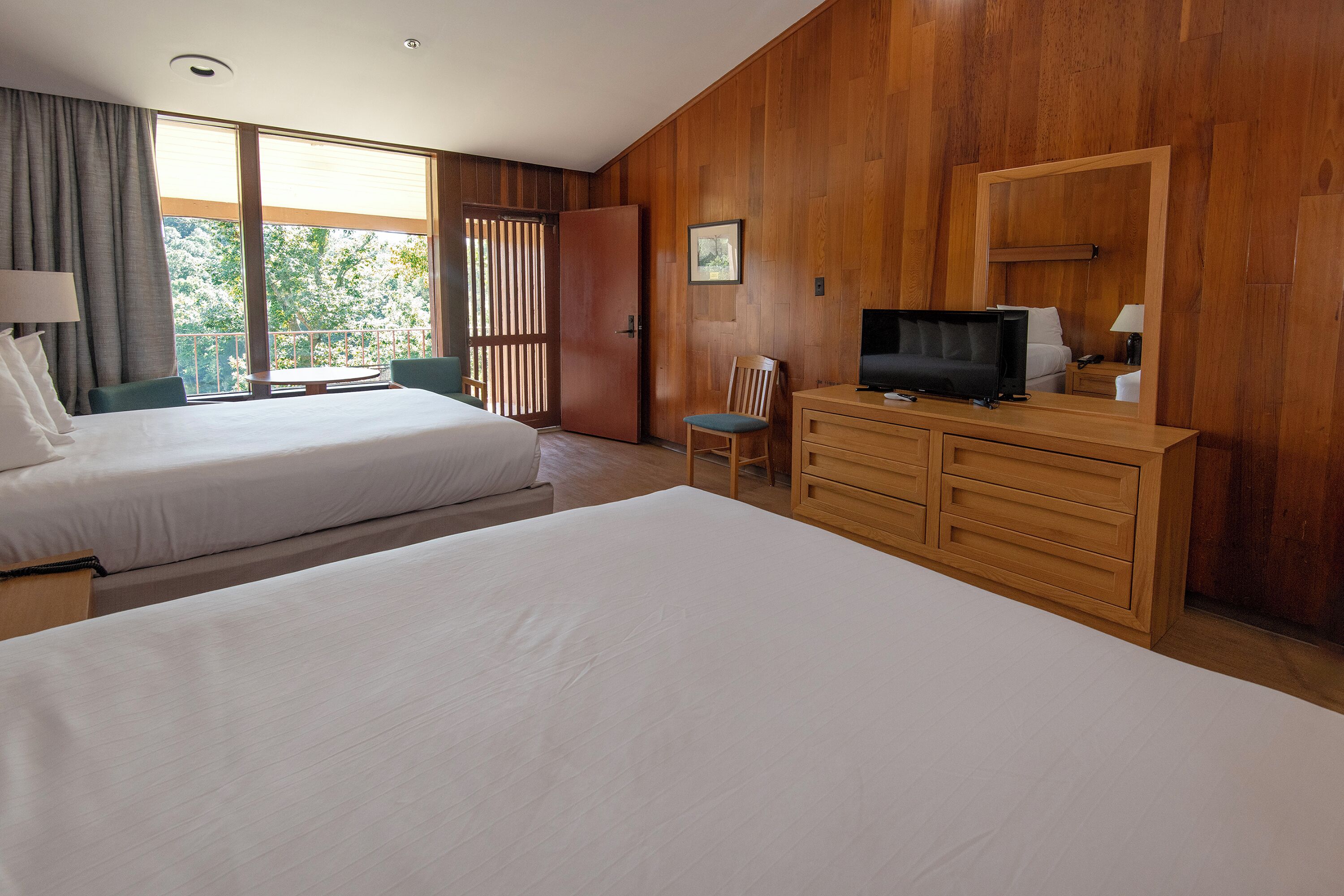 room (2 double beds) | desk, iron/ironing board, free wifi, bed sheets