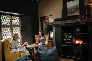 Se sirven almuerzos y cenas, cocina local