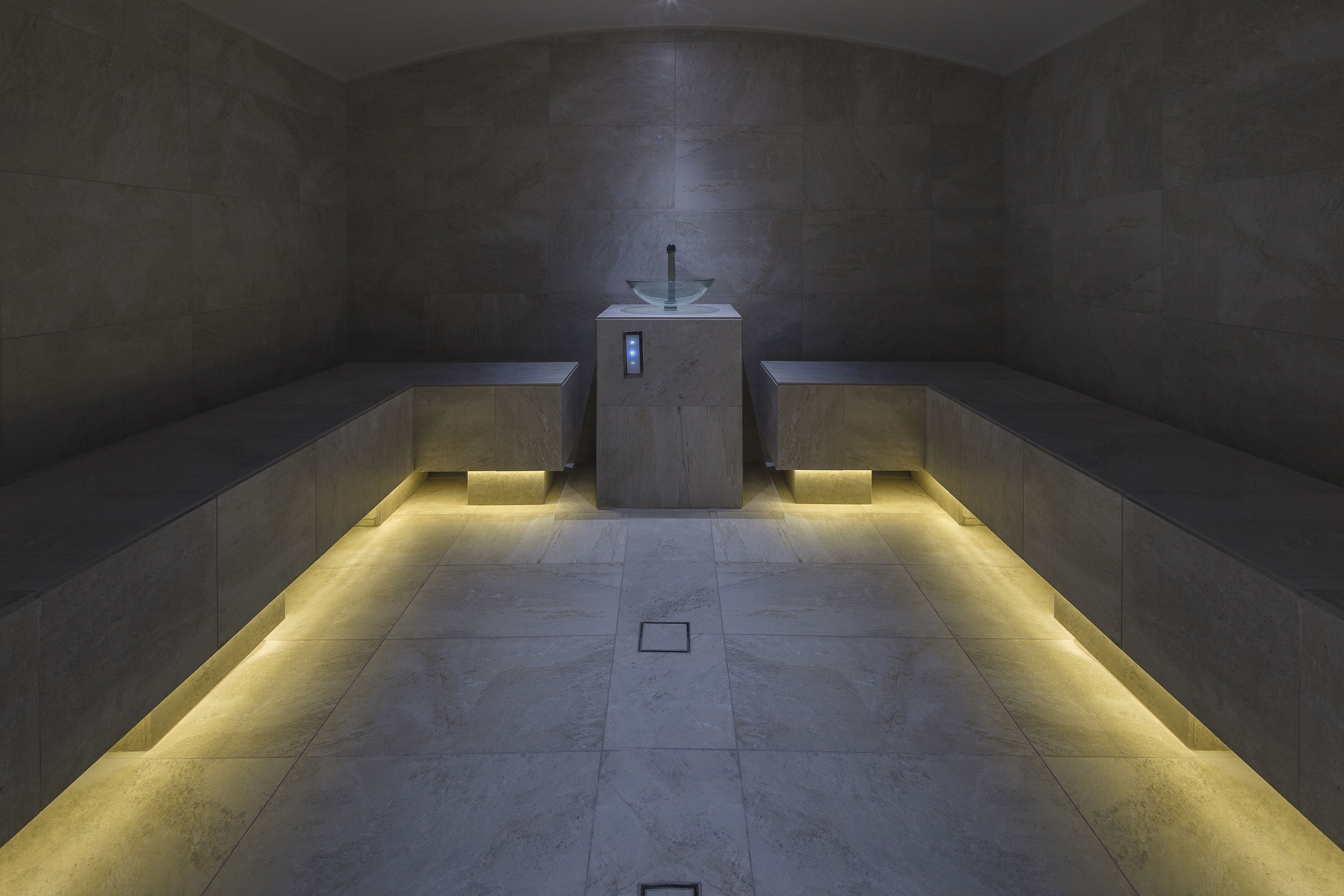 couples treatment room(s), sauna, hot tub, steam room