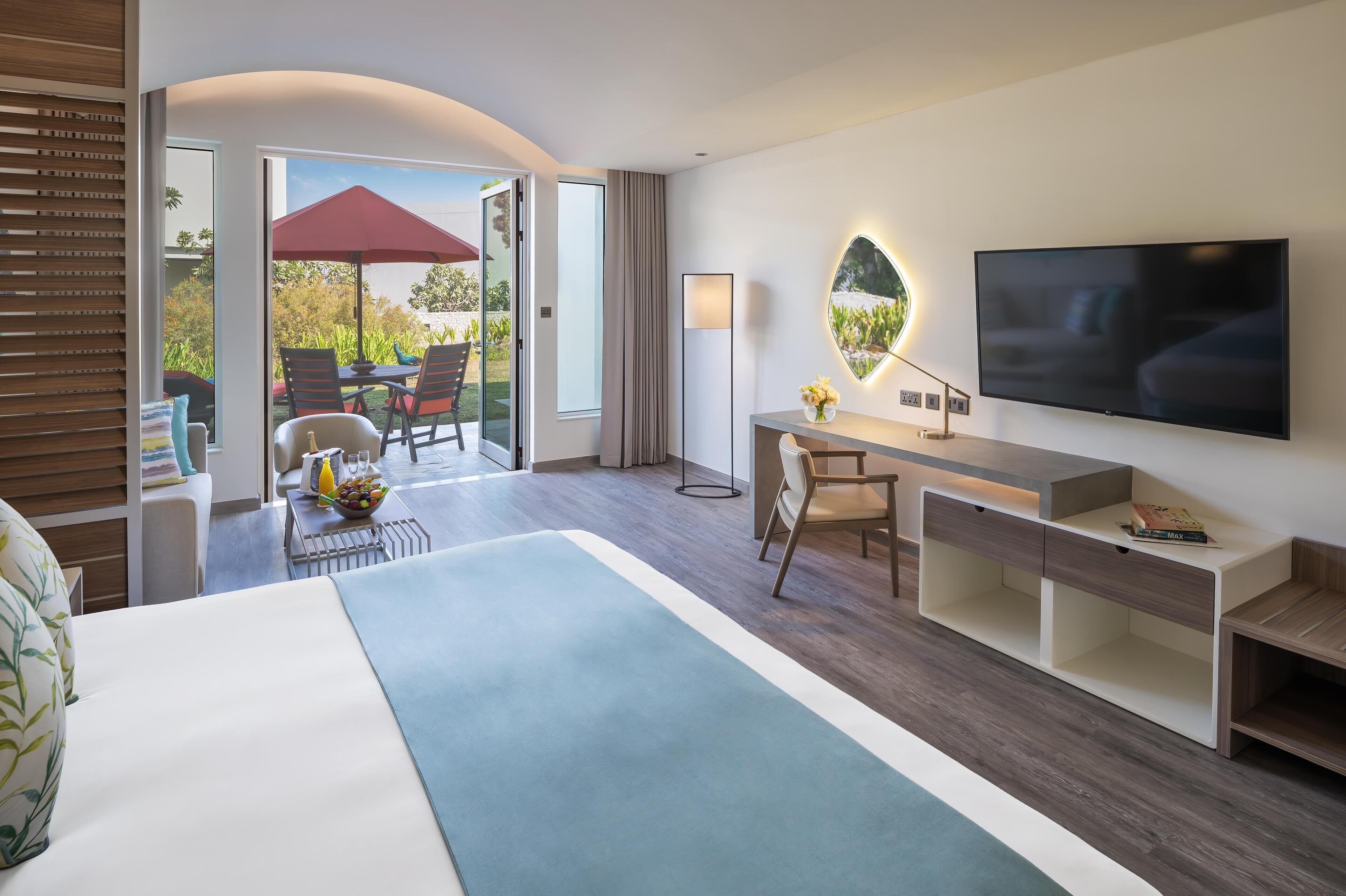 Garden Terrace Junior Suite, Dedicated Pool, Private Beach Access & Mall Shuttle | Premium bedding, down comforters, memory foam beds, minibar