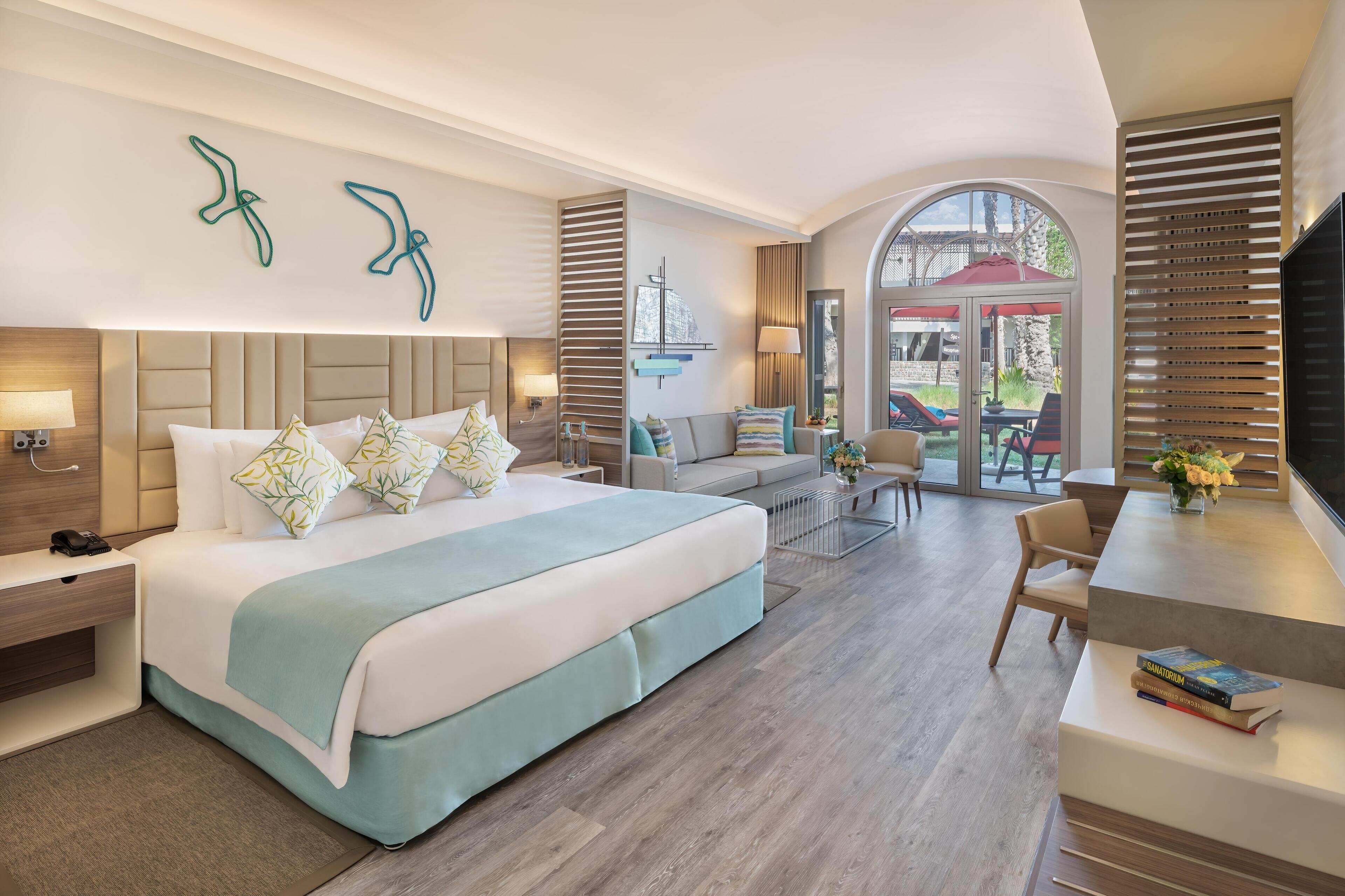 Premium Garden Terrace Junior Suite with Dedicated Pool, Beach & Mall Shuttle | Premium bedding, down comforters, memory foam beds, minibar