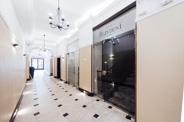 Lobby - Hotel Rezydent (Kraków)
