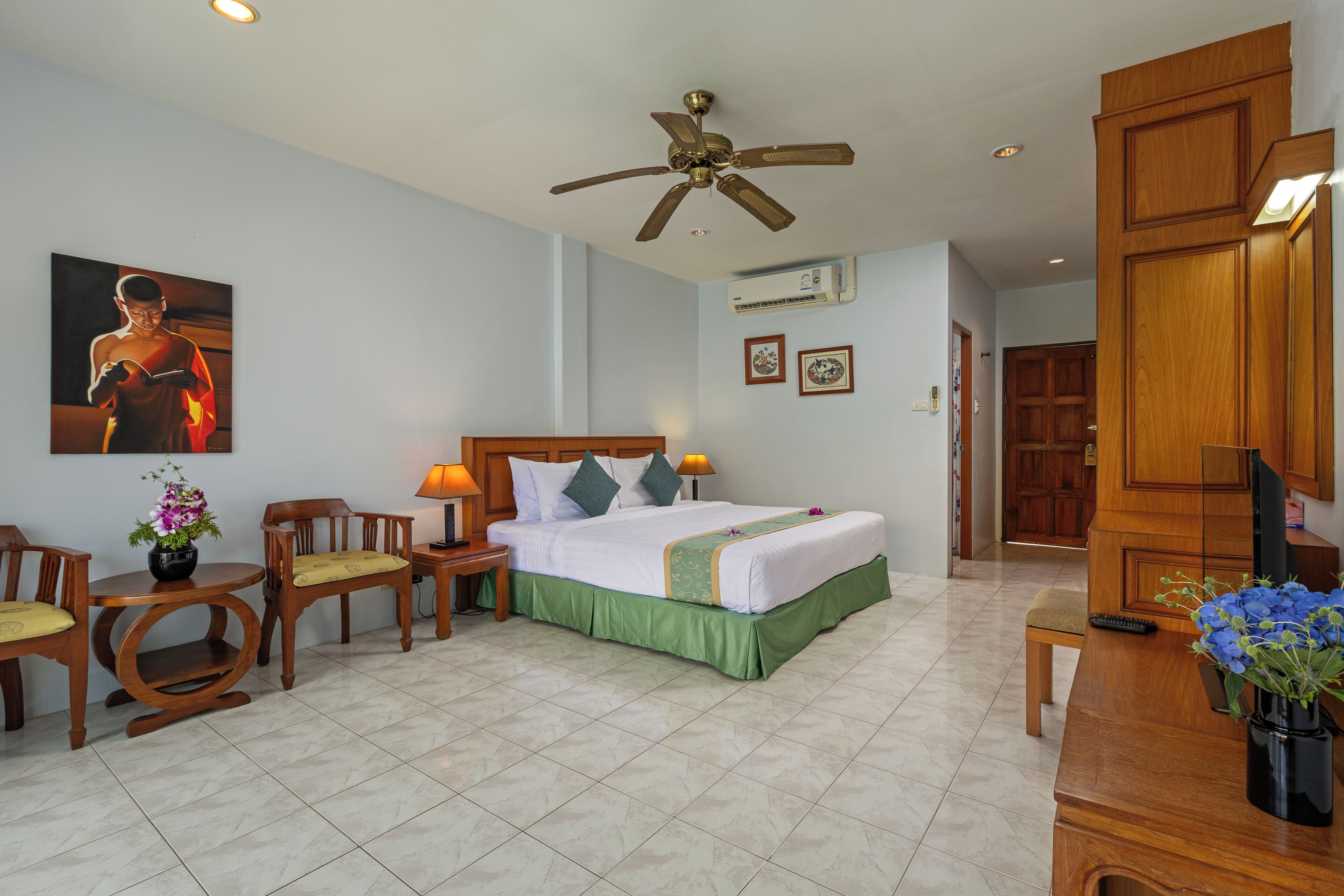 Individually decorated, individually furnished, desk, blackout drapes