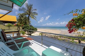 Studio, 1 très grand lit, vue sur la plage | Vue du balcon