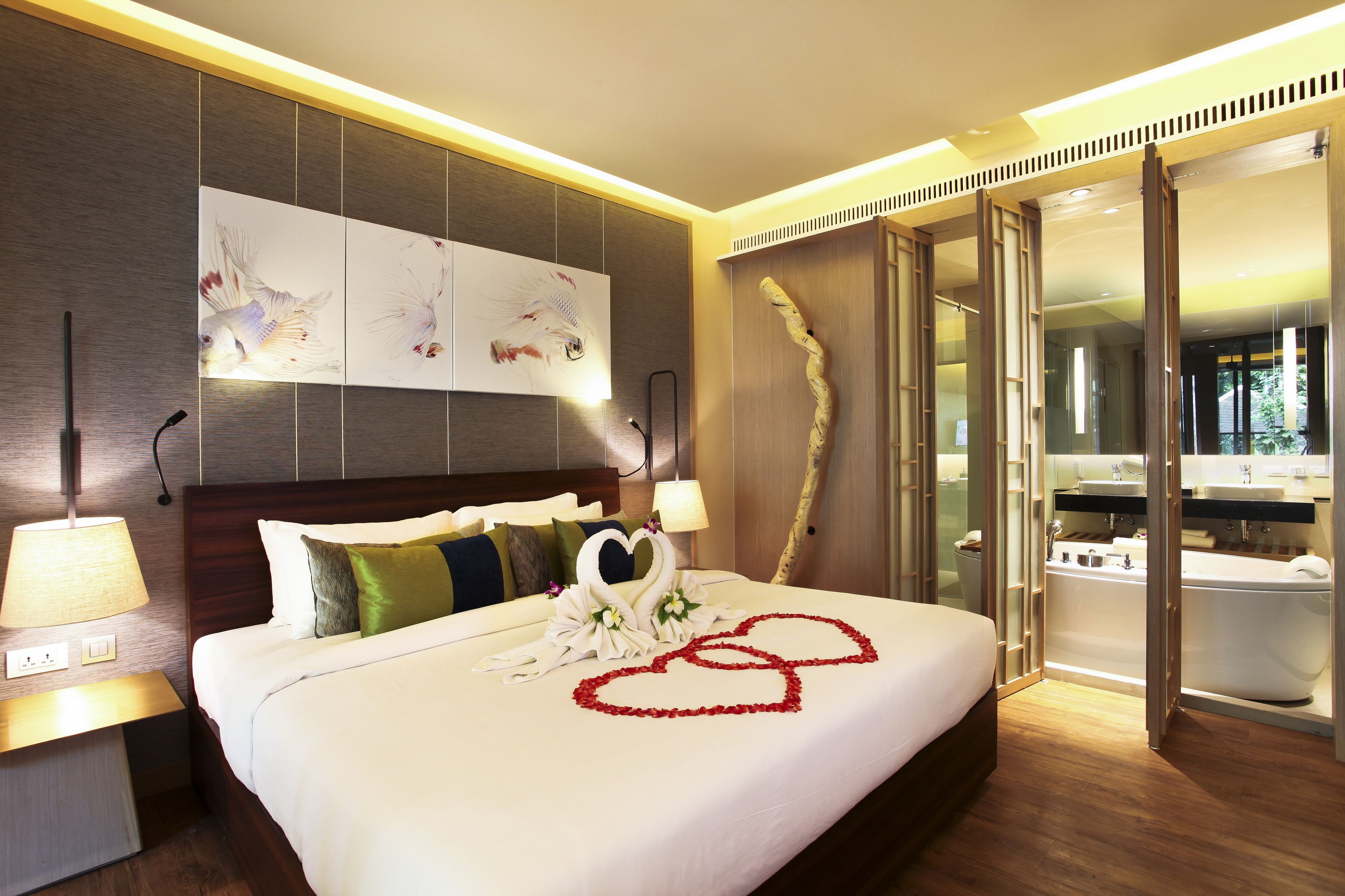 Grand Premier Family Room | Minibar, in-room safe, iron/ironing board (on request), WiFi (free)