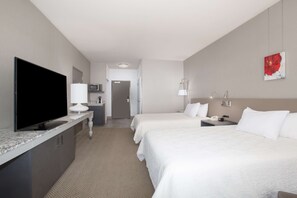 Suite, 2 Queen Beds
