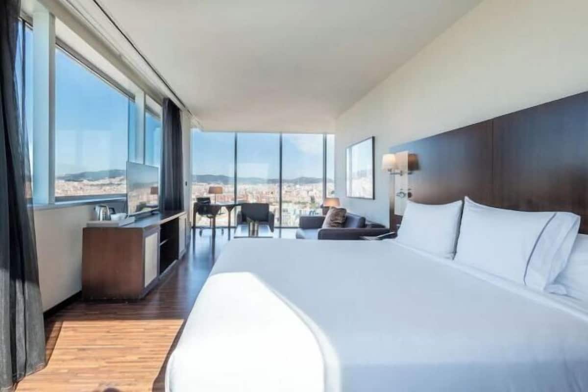 In-room safe, desk, laptop workspace, free cots/infant beds