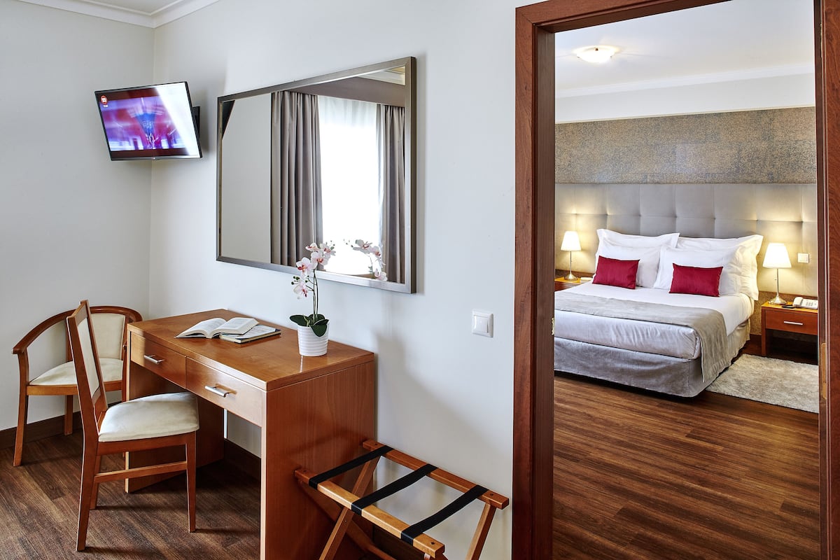 1 bedroom, minibar, in-room safe, desk