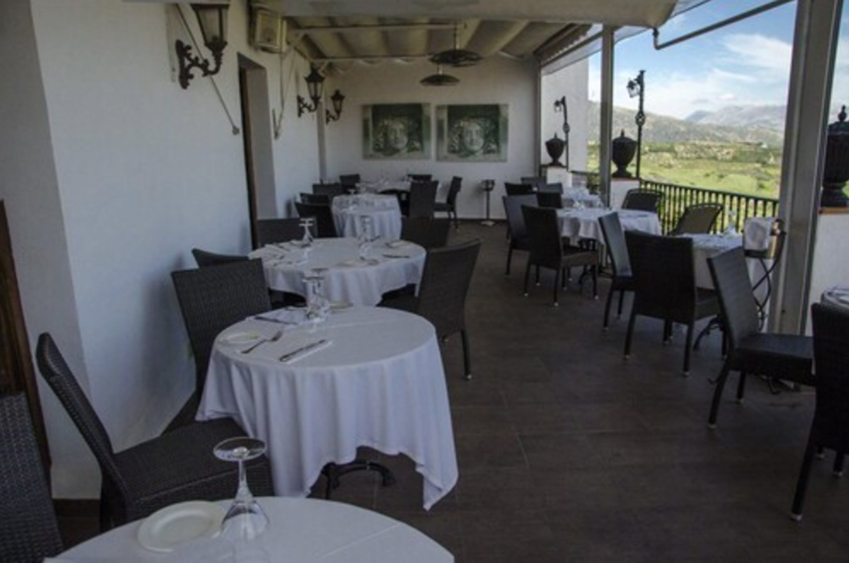 breakfast, lunch, dinner served; mediterranean cuisine