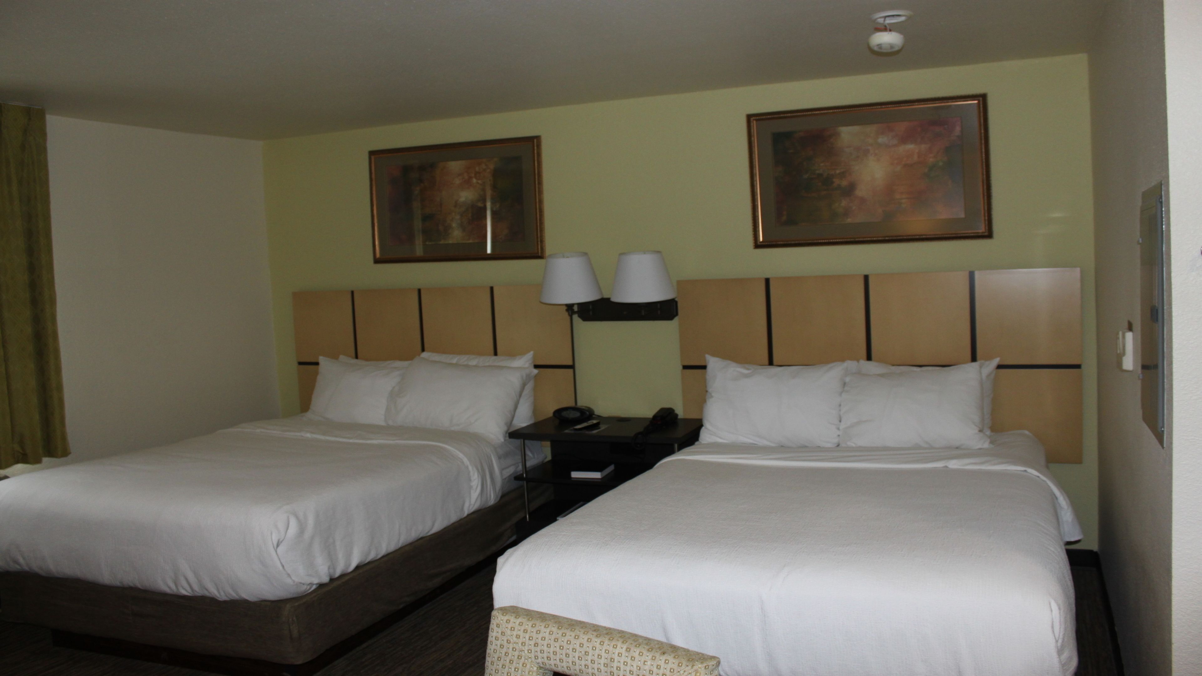 desk, free rollaway beds, free wifi, bed sheets