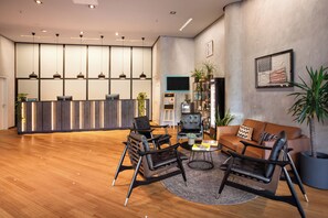 Reception - INNSiDE by Meliá München Parkstadt Schwabing (Munich)