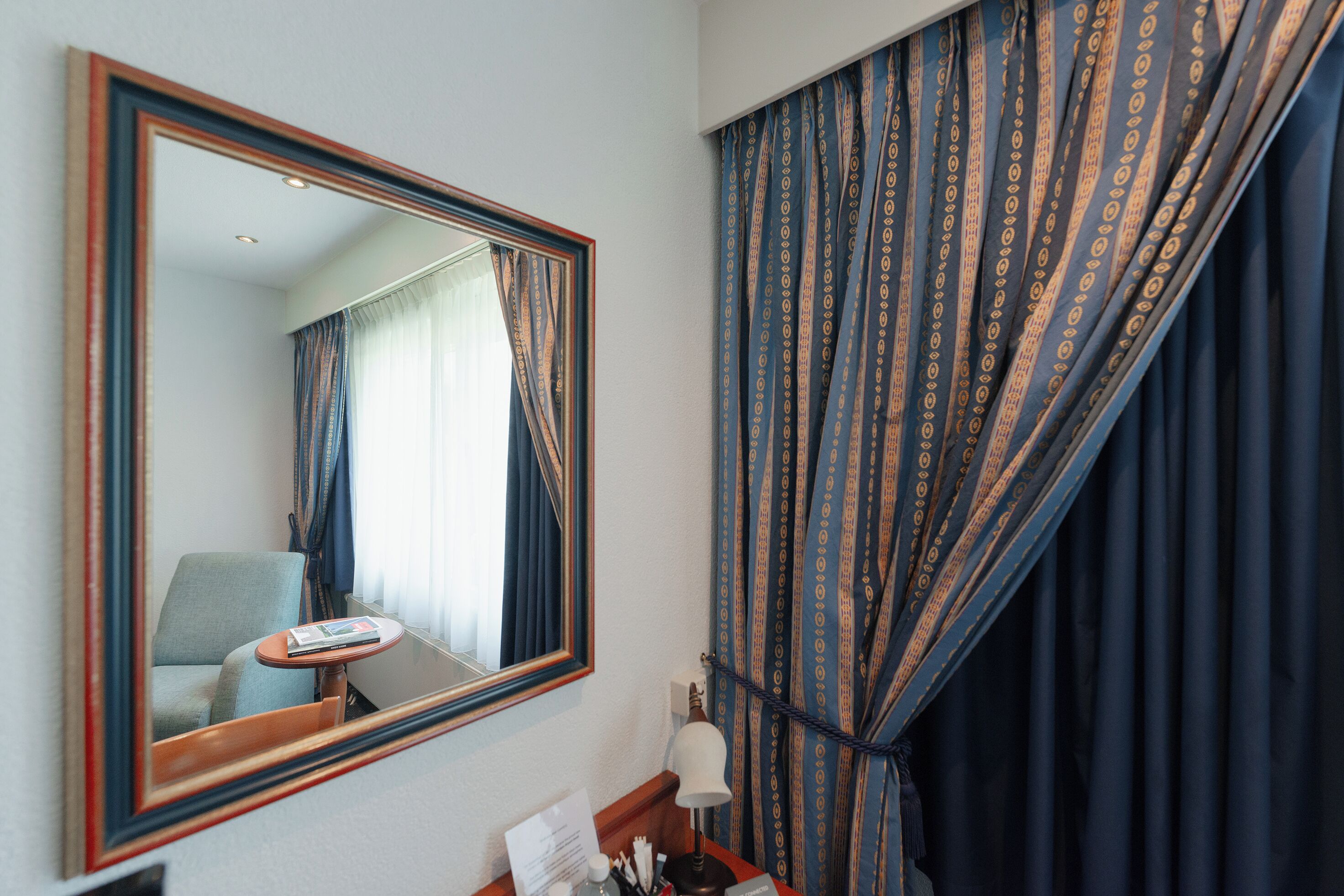 comfort double room, 1 queen bed | 1 bedroom, individually decorated, individually furnished