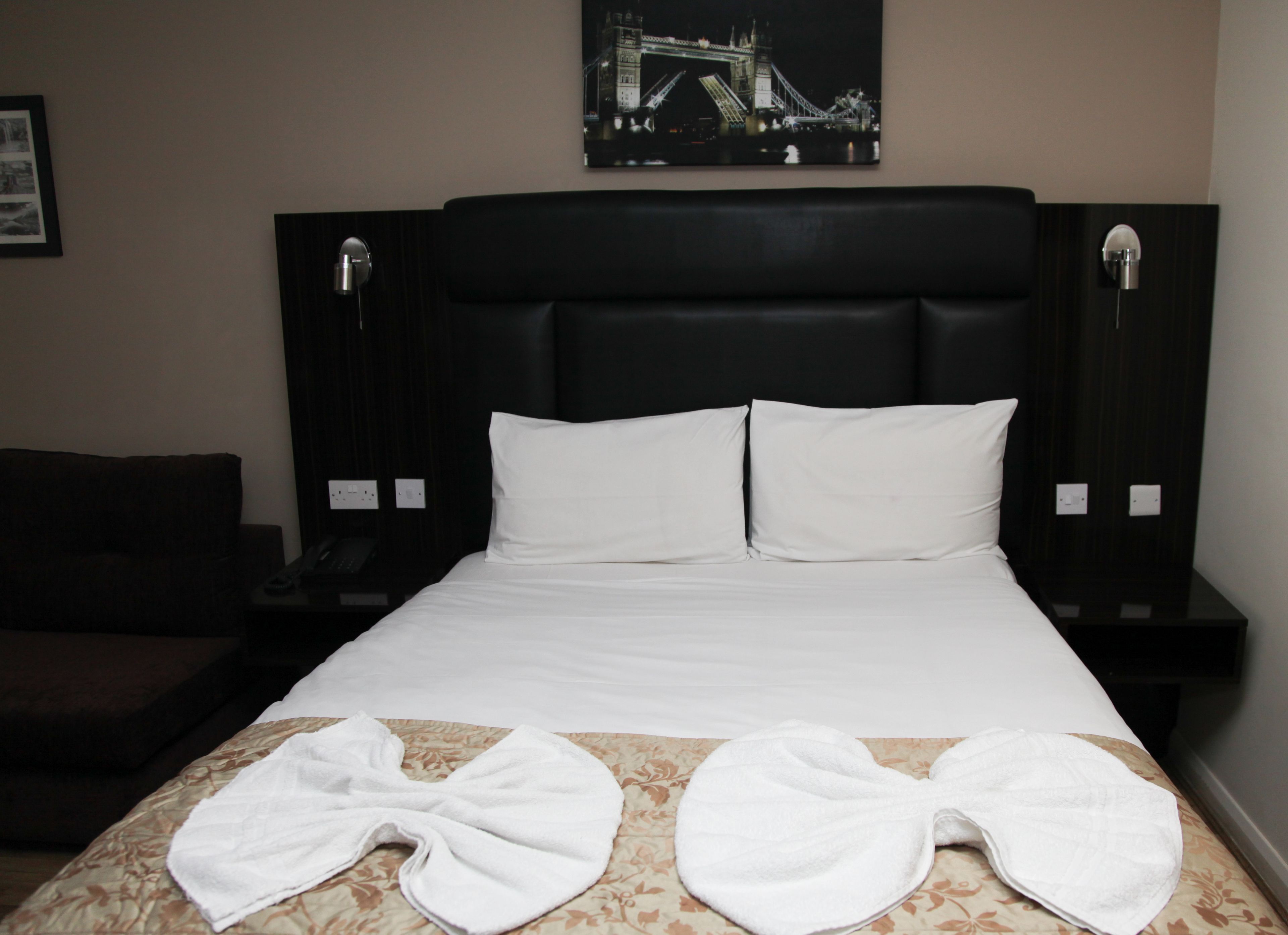 Photo - Ascot Hyde Park Hotel