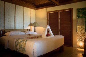 Ocean View Pool Villa  | Premium bedding, in-room safe, WiFi, bed sheets