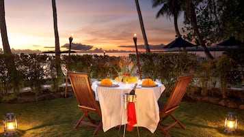 Breakfast, lunch, dinner served; Fusion cuisine, beach views