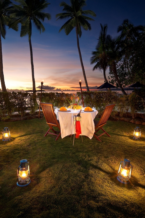 Breakfast, lunch, dinner served; Fusion cuisine, beach views