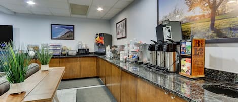 Daily buffet breakfast (USD 10.99 per person)