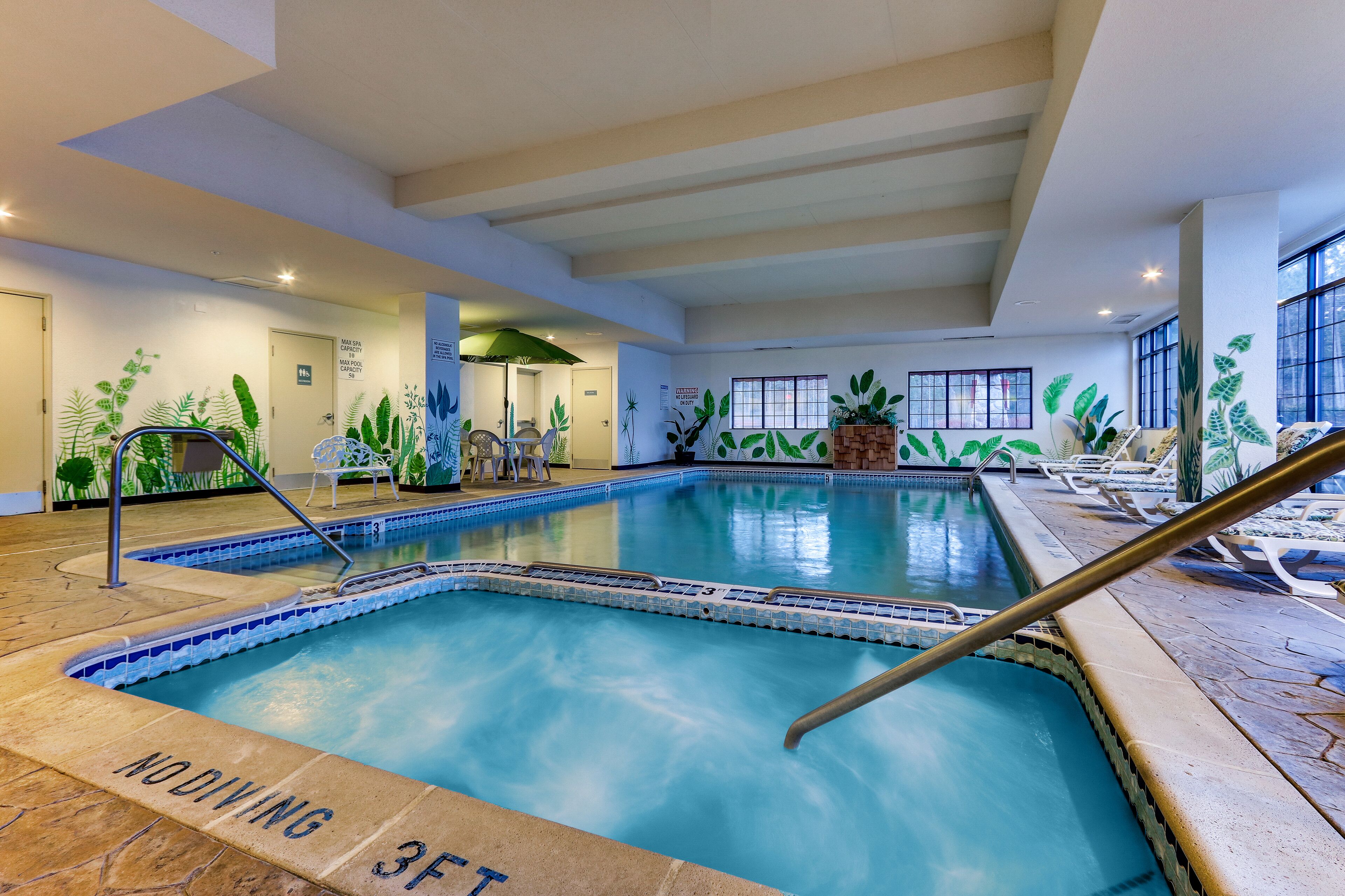 indoor pool, open 8:00 am to 10:00 pm, pool loungers