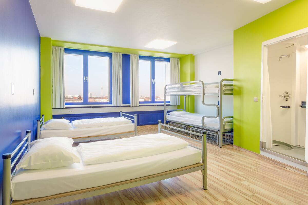 Blackout drapes, WiFi (free), bed sheets