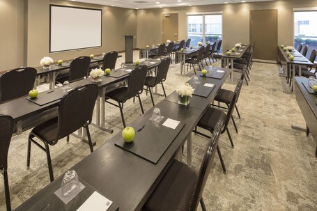 AC Hotels by Marriott Chicago Downtown - Image 22