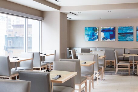 AC Hotels by Marriott Chicago Downtown - Image 16