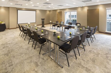 AC Hotels by Marriott Chicago Downtown - Image 25