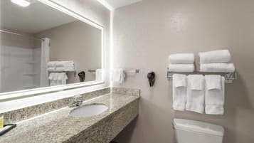 Rainfall showerhead, free toiletries, hair dryer, towels