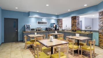 Free daily buffet breakfast