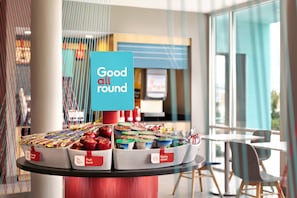 Café da manhã continental grátis todos os dias