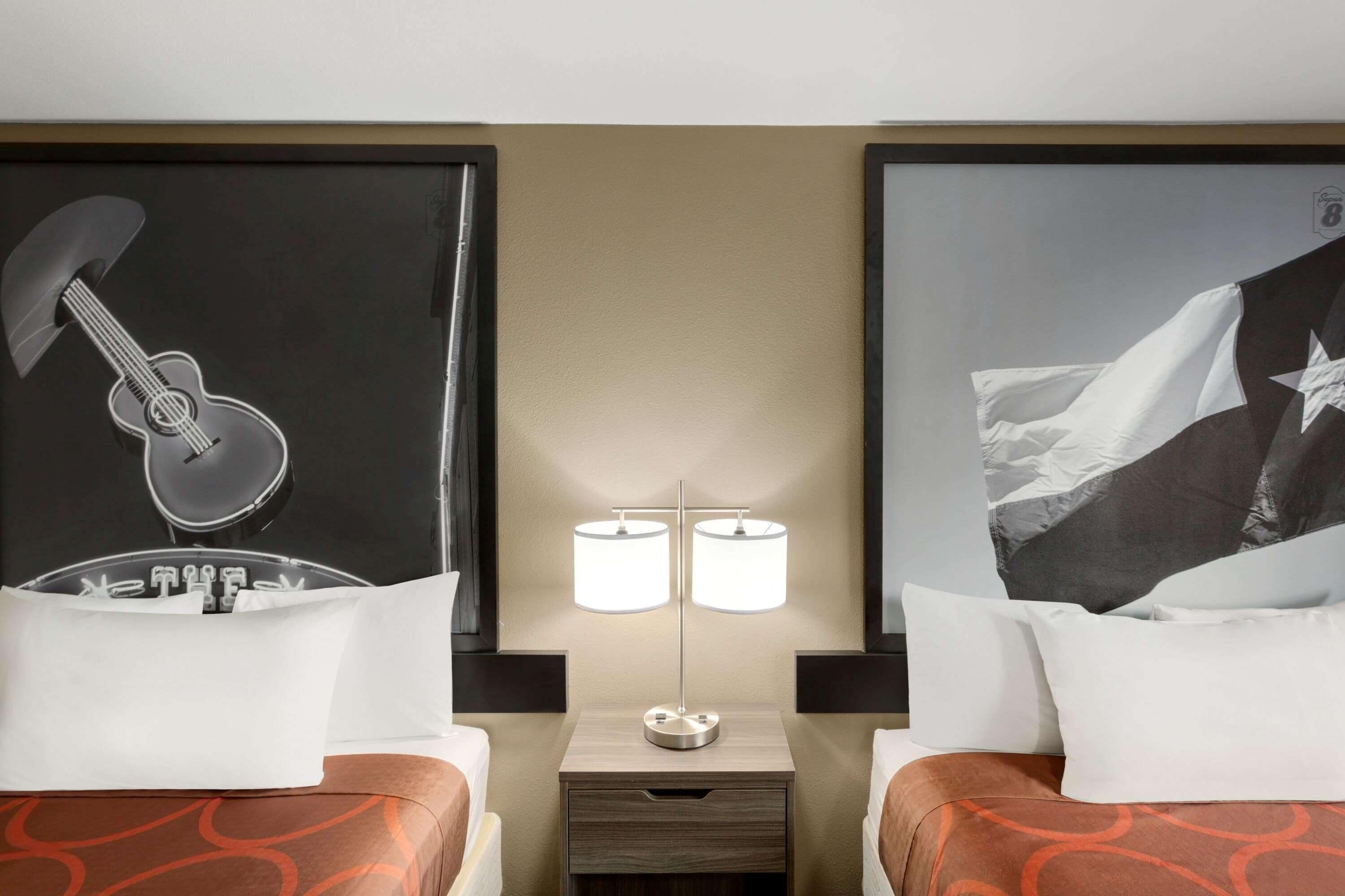 Photo - Super 8 by Wyndham San Antonio Airport North